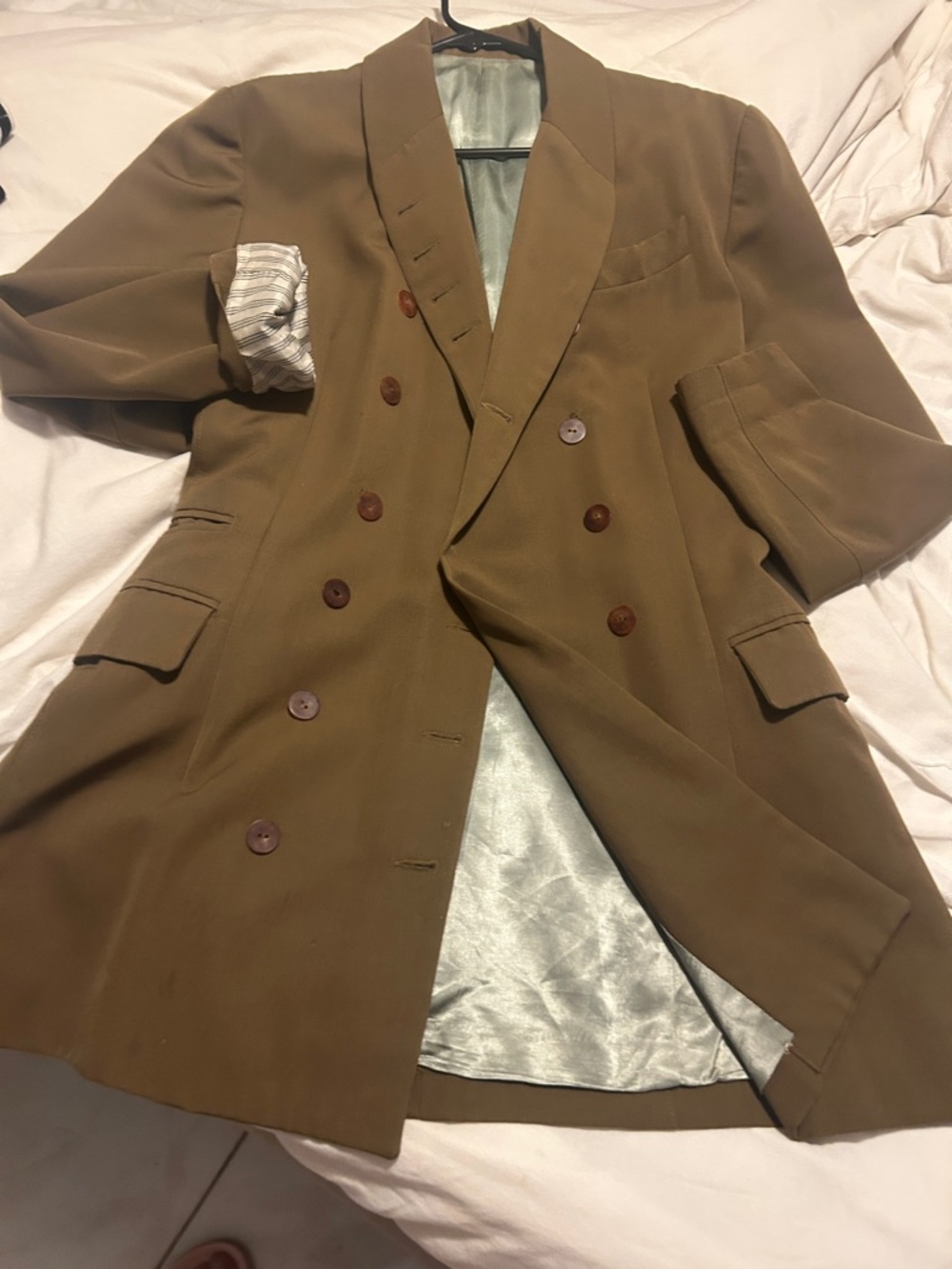 Elegant Double-Breasted Women's Coat